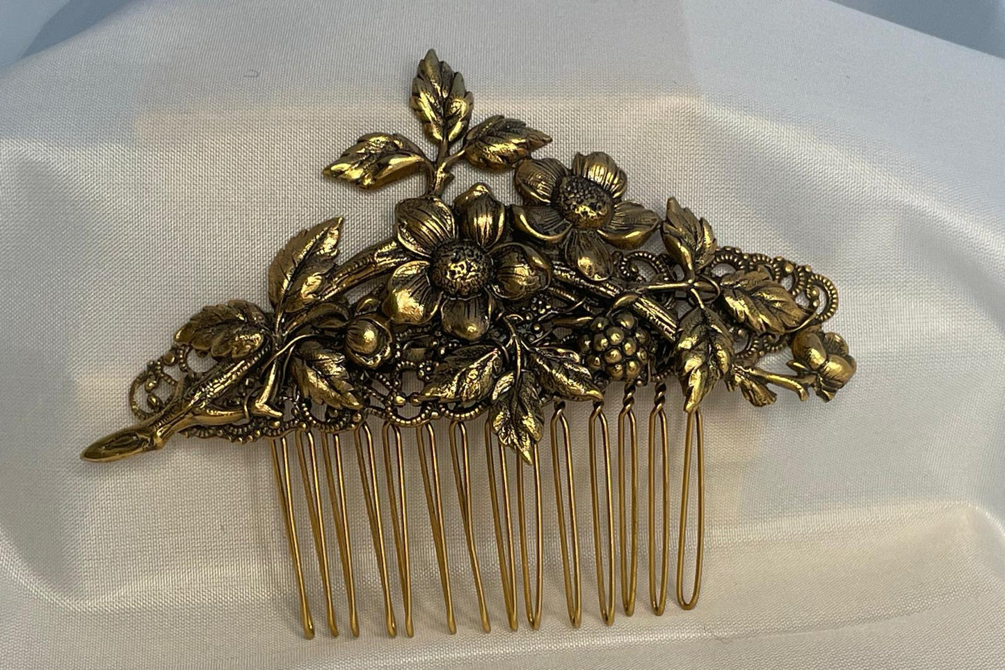Floral french hair comb